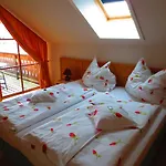 Sportlerhof Апартаменты *